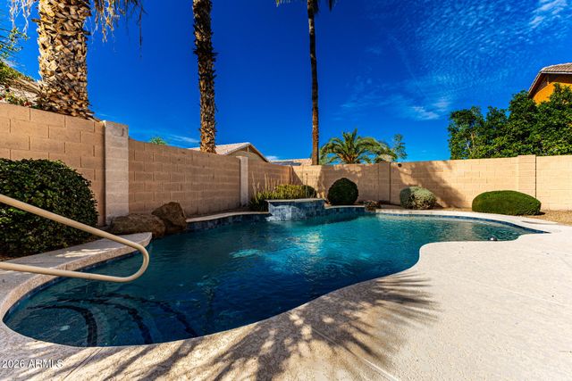 141 W BAYLOR Lane, Gilbert, AZ 85233