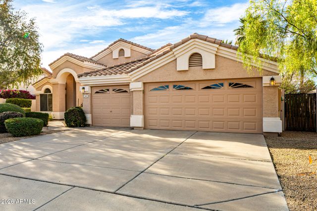 141 W BAYLOR Lane, Gilbert, AZ 85233