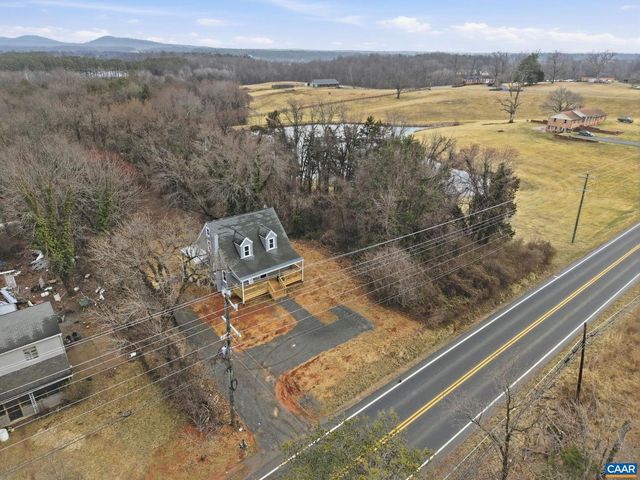 9305 SPOTSWOOD TRL, Stanardsville, VA 22973