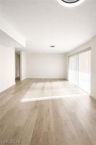 4724 Nara Vista Way 202, Las Vegas, NV 89103