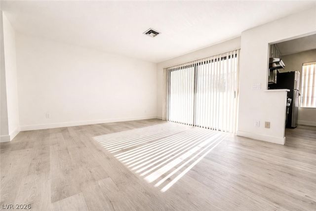 4724 Nara Vista Way 202, Las Vegas, NV 89103