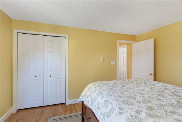 138 Benjamin Rd, Shirley, MA 01464