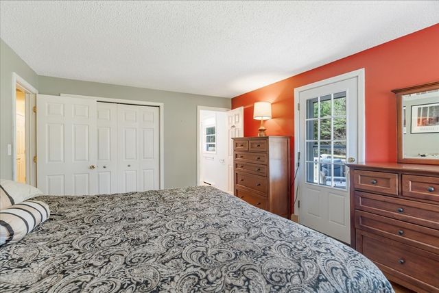 138 Benjamin Rd, Shirley, MA 01464