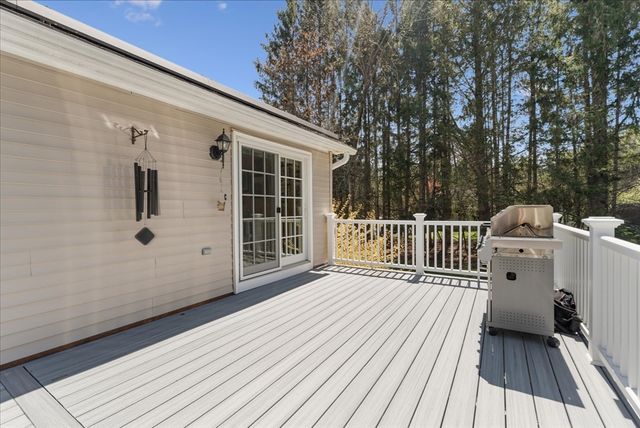 138 Benjamin Rd, Shirley, MA 01464