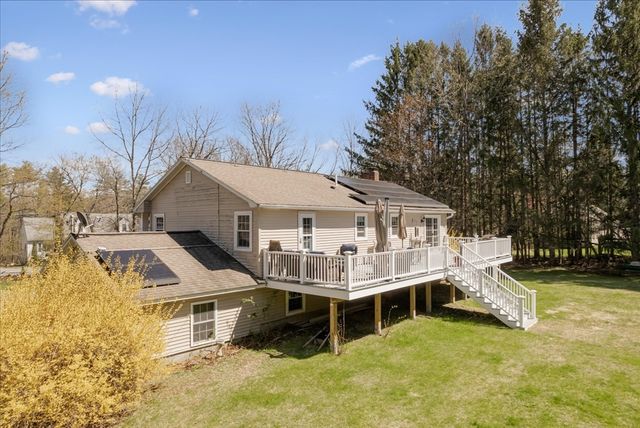 138 Benjamin Rd, Shirley, MA 01464