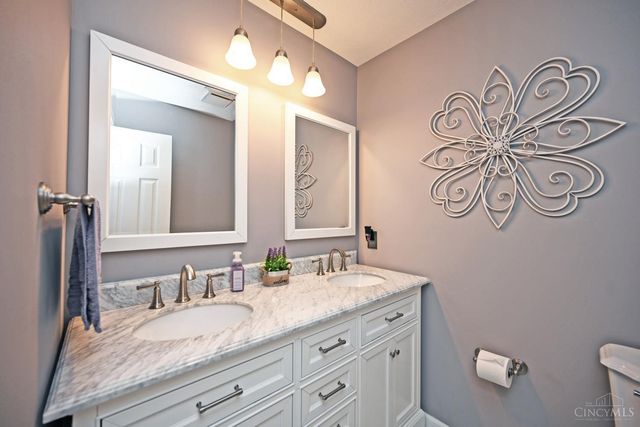 6205 Hickory Ridge Drive, Miami Twp, OH 45140