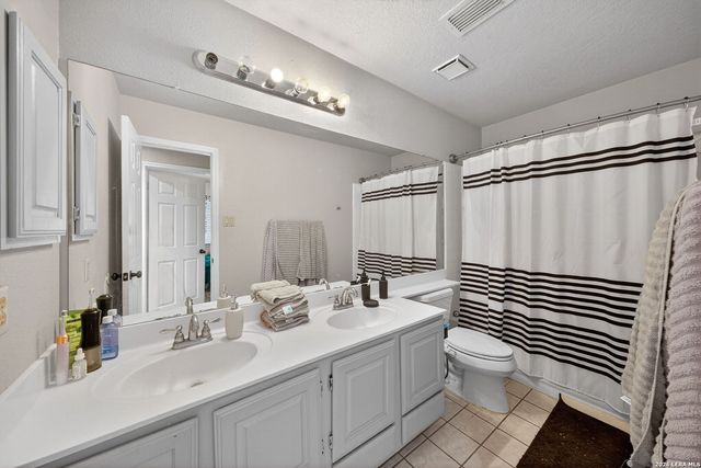 1822 Kingsbridge, San Antonio, TX 78253