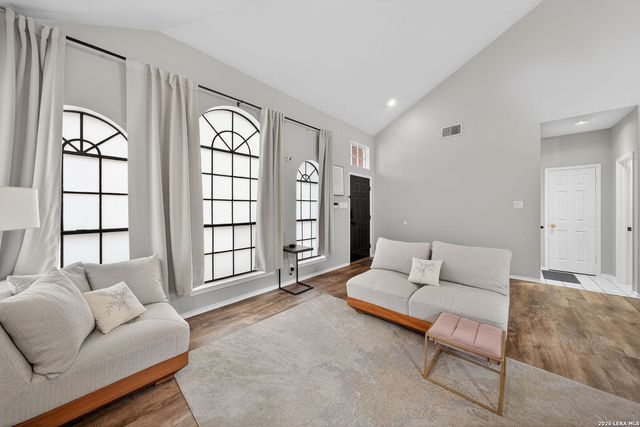 1822 Kingsbridge, San Antonio, TX 78253