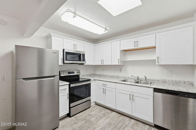 817 W Glenn Street, Tucson, AZ 85705