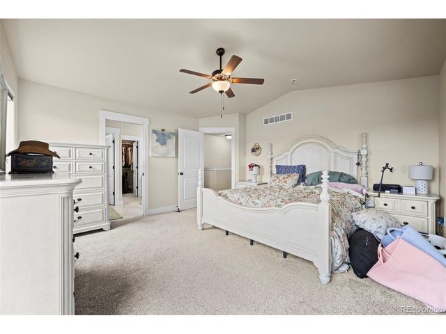 5545 Drake Way, Longmont, CO 80504