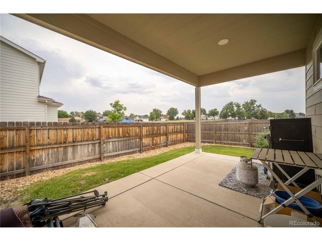 5545 Drake Way, Longmont, CO 80504