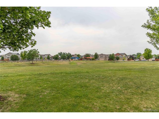 5545 Drake Way, Longmont, CO 80504