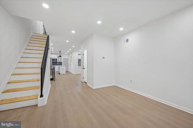 5539 PINE ST, Philadelphia, PA 19143