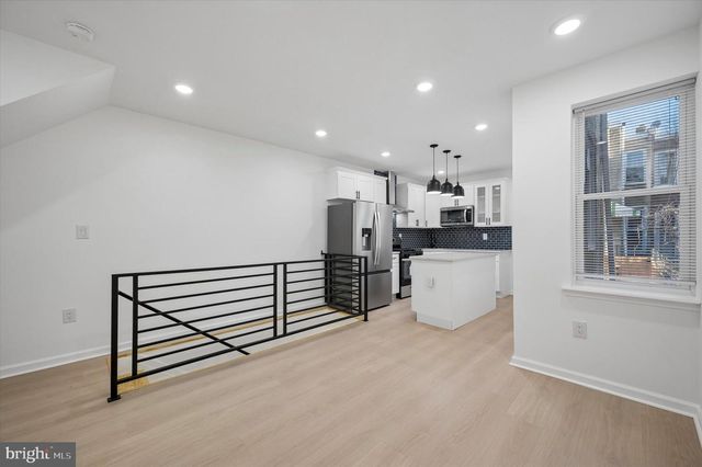 5539 PINE ST, Philadelphia, PA 19143