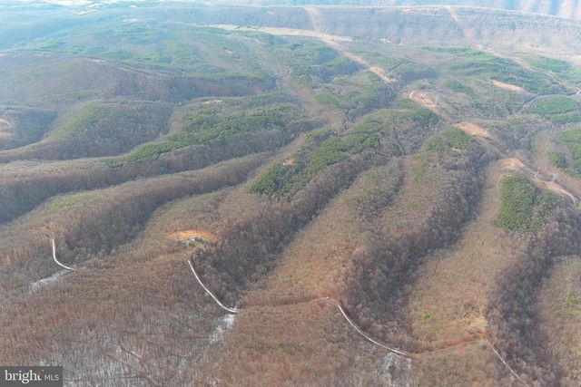 343 ASHTON WOODS, Moorefield, WV 26836