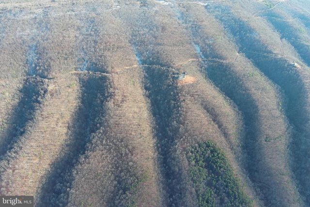 343 ASHTON WOODS, Moorefield, WV 26836