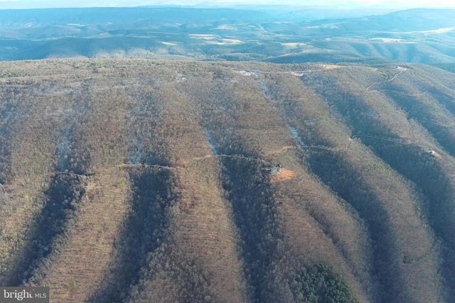 343 ASHTON WOODS, Moorefield, WV 26836