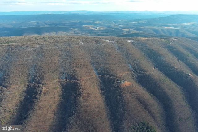 343 ASHTON WOODS, Moorefield, WV 26836