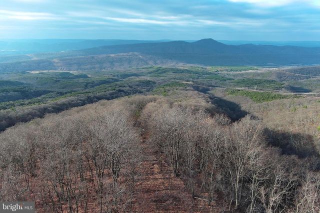 343 ASHTON WOODS, Moorefield, WV 26836