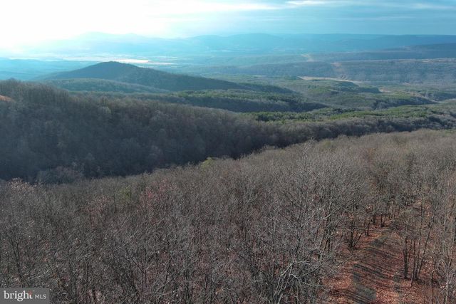 343 ASHTON WOODS, Moorefield, WV 26836