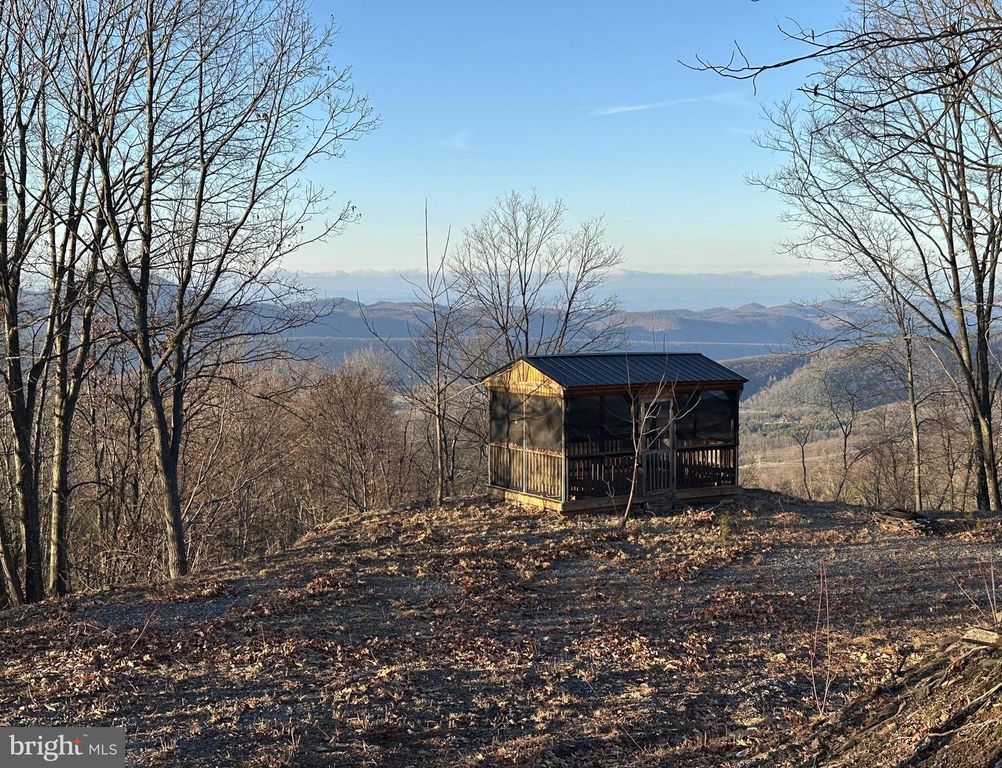 343 ASHTON WOODS, Moorefield, WV 26836