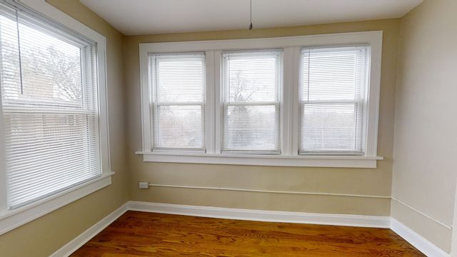 309 W Harrison Street 3E, Oak Park, IL 60304