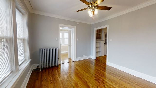 309 W Harrison Street 3E, Oak Park, IL 60304