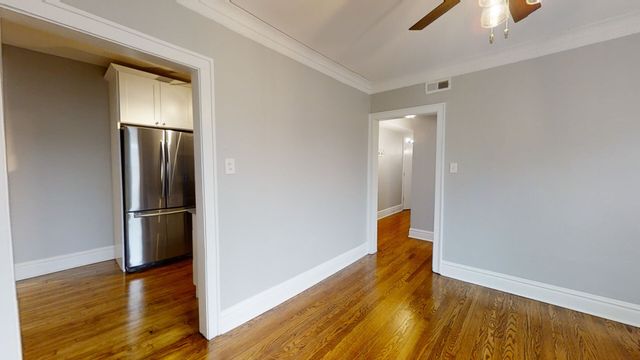 309 W Harrison Street 3E, Oak Park, IL 60304