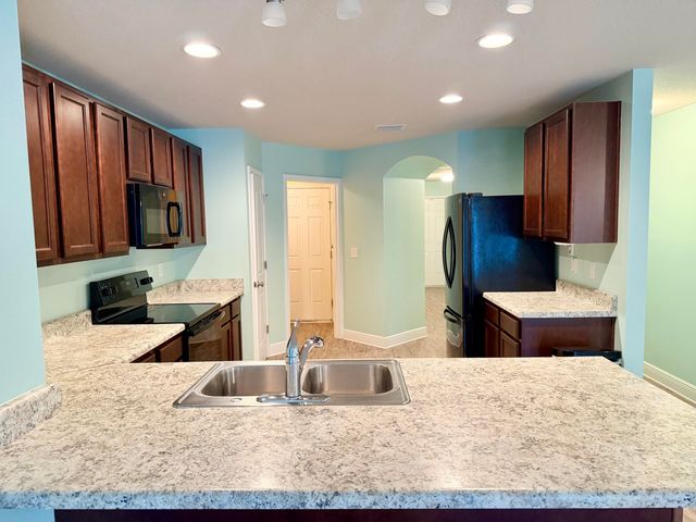 597 Fanny Ann Way, Freeport, FL 32439