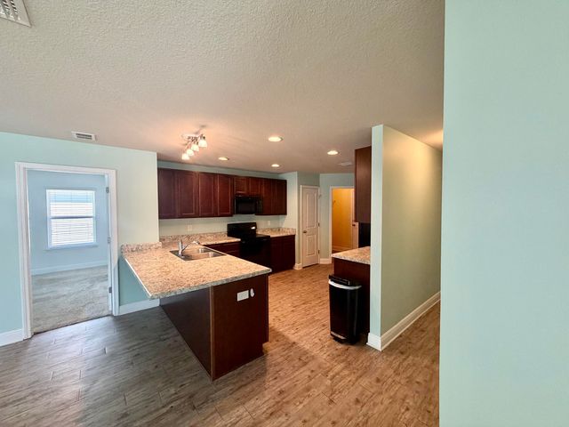 597 Fanny Ann Way, Freeport, FL 32439