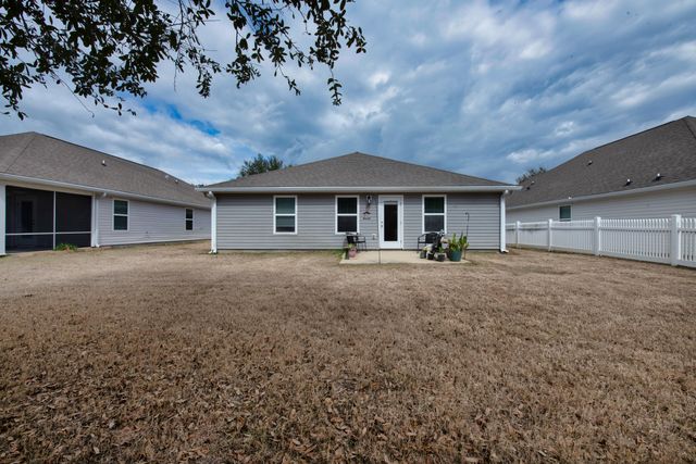 597 Fanny Ann Way, Freeport, FL 32439