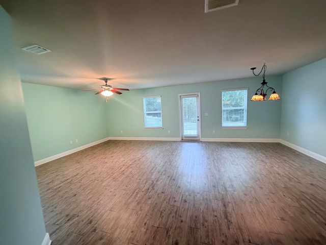 597 Fanny Ann Way, Freeport, FL 32439
