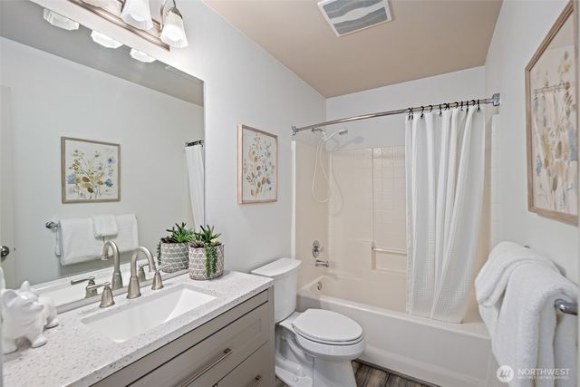 326 Lynnwood Avenue SE, Renton, WA 98056