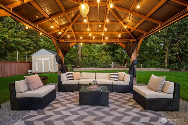 326 Lynnwood Avenue SE, Renton, WA 98056