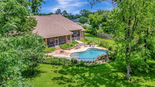 14330 Gemini Boulevard, Willis, TX 77318