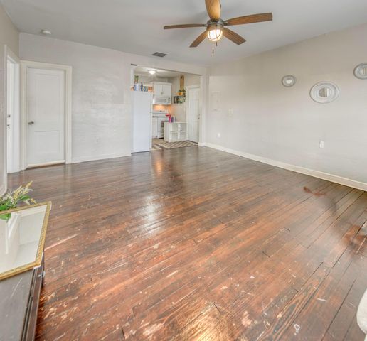 205 N Federal Highway B, Lake Worth Beach, FL 33460