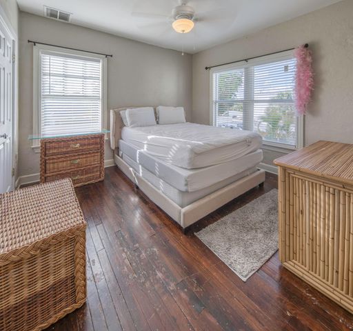 205 N Federal Highway B, Lake Worth Beach, FL 33460