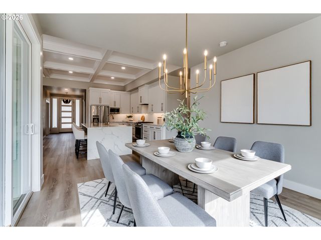 2082 GOLFVIEW Ct, Eugene, OR 97403