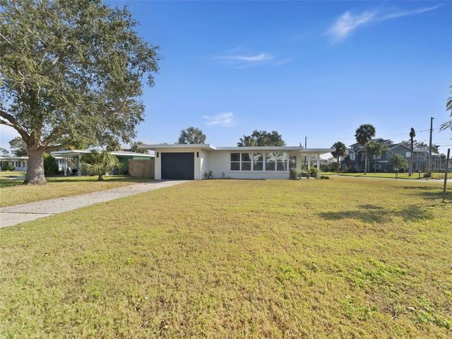 520 BAYWOOD DRIVE S, Dunedin, FL 34698