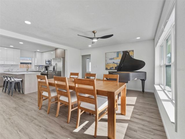 520 BAYWOOD DRIVE S, Dunedin, FL 34698