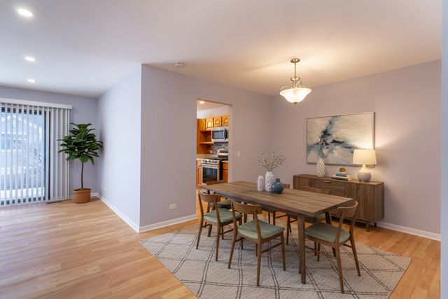 49 Stanton Court A1, Schaumburg, IL 60193