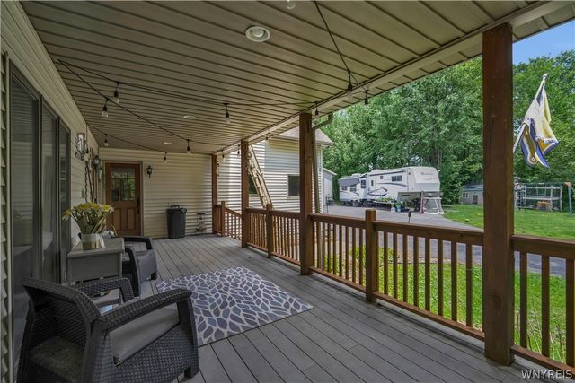 12940 Sanders Hill Road, Holland, NY 14080