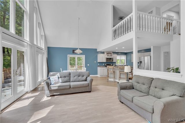 12940 Sanders Hill Road, Holland, NY 14080