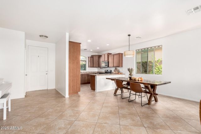 18163 E LA POSADA Court, Gold Canyon, AZ 85118