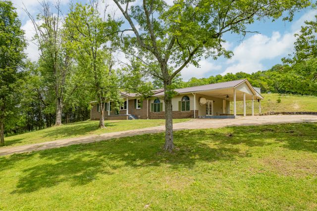 4187 Booker Farm Rd, Hampshire, TN 38461