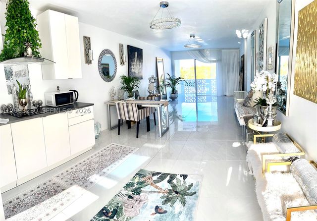 13105 Ixora Ct 302, North Miami, FL 33181