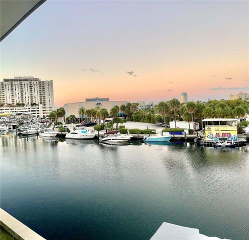 13105 Ixora Ct 302, North Miami, FL 33181