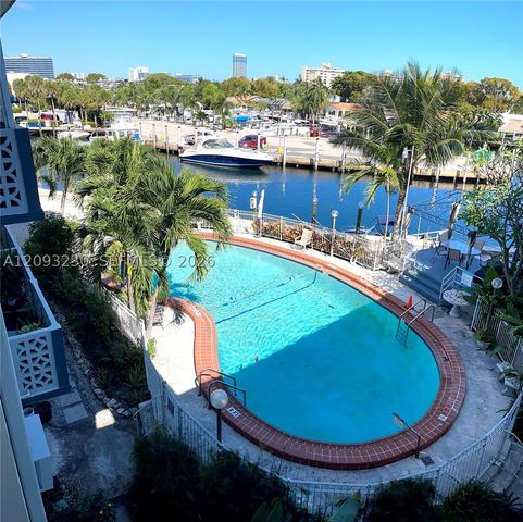 13105 Ixora Ct 302, North Miami, FL 33181