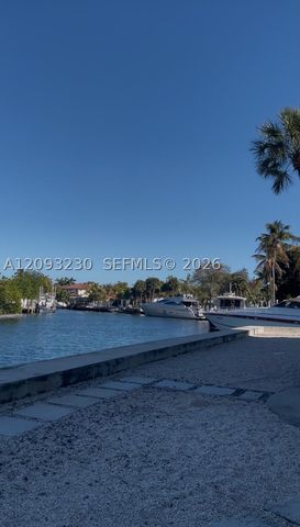 13105 Ixora Ct 302, North Miami, FL 33181