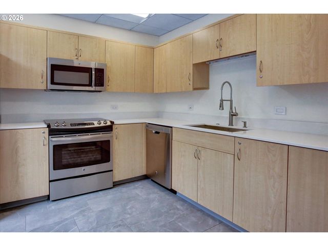 1500 Sw 5TH Ave 802, Portland, OR 97201